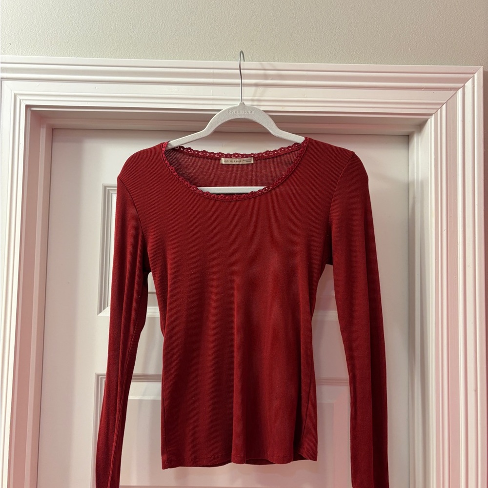 Women's Red Long Sleeve Top